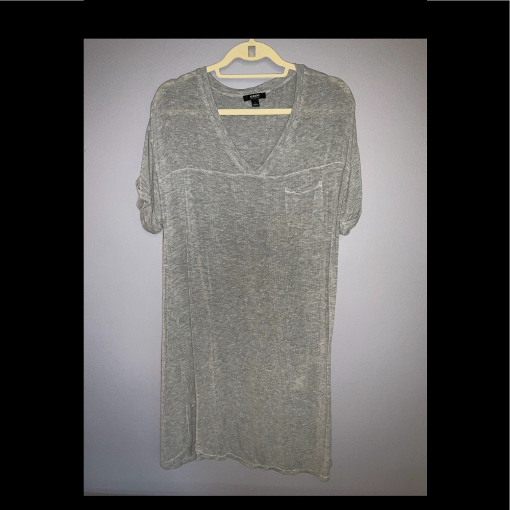 Soft Grey deep V